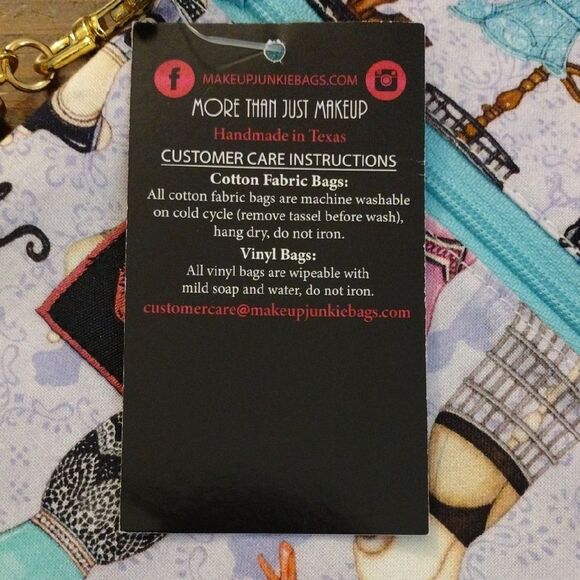 NWT Makeup Junkie Bag with Vintage Dress Form Print, Large, 13.5" X 9.75" - Picture 6 of 7